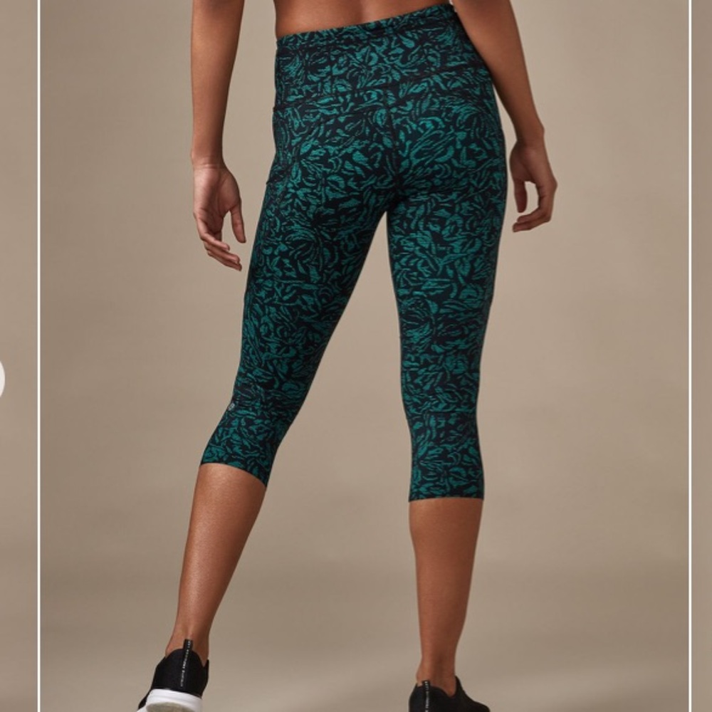 NEW Lululemon crop leggings - Picture 4 of 16